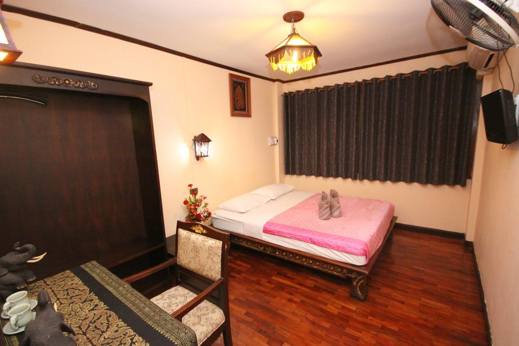 S.K. House 1 Hotel Csiangmaj Kültér fotó